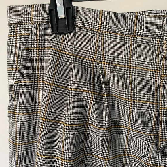 UO Remnant Plaid Pant - Picture 3 of 5